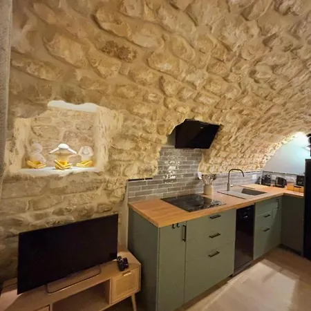 Ancienne Etable De 1900 * La Boissiere (Herault)
